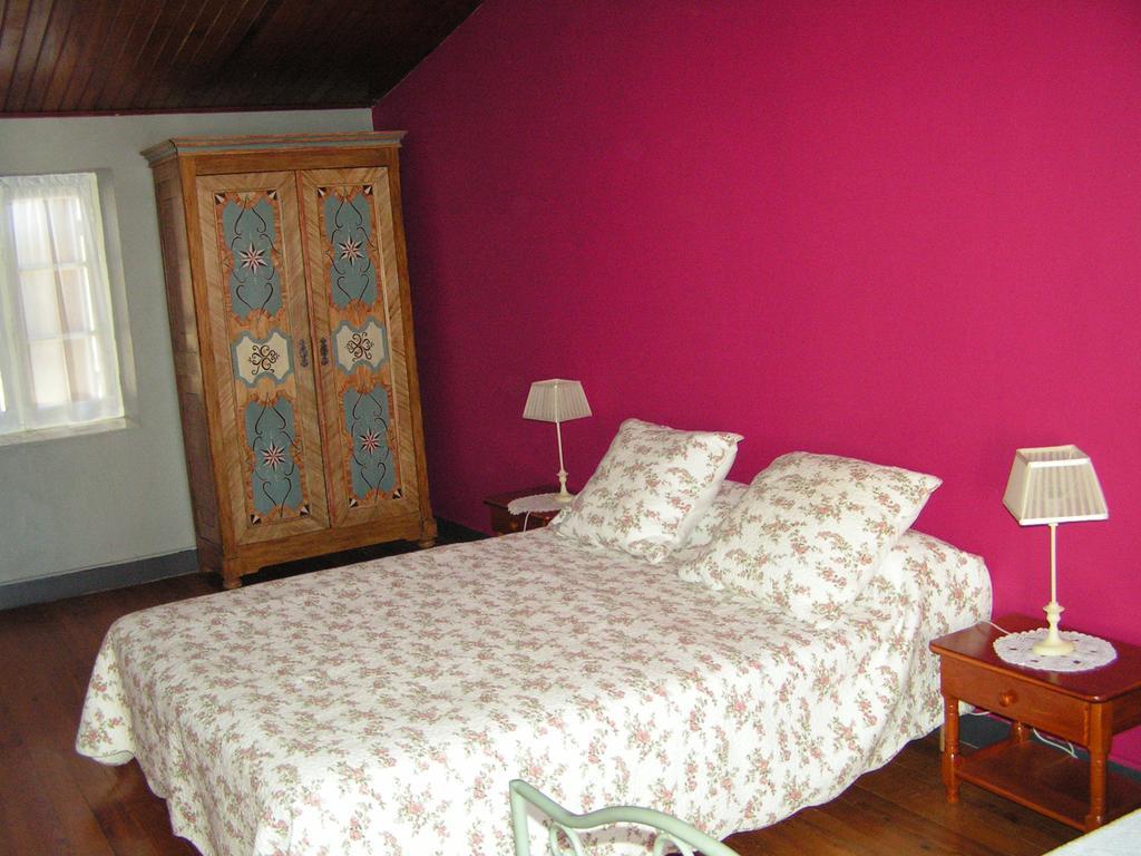 Bed and Breakfast A L'Olivier Montcaret Exterior foto
