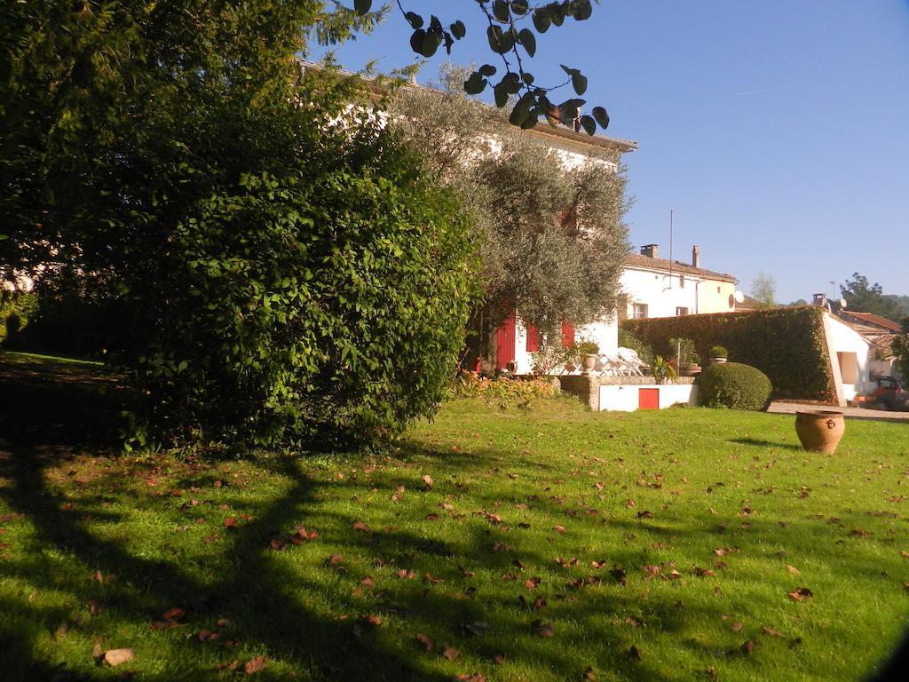 Bed and Breakfast A L'Olivier Montcaret Exterior foto